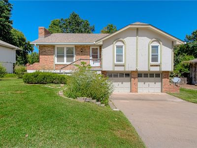 2106 NW 84th Ter