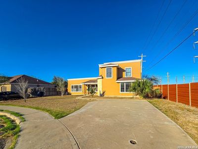 2101 Pershing Circle