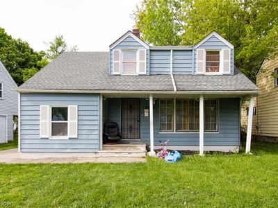 Property at 19519 Shakerwood Rd, Warrensville Heights, OH