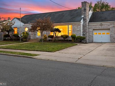 13 Coral Dr