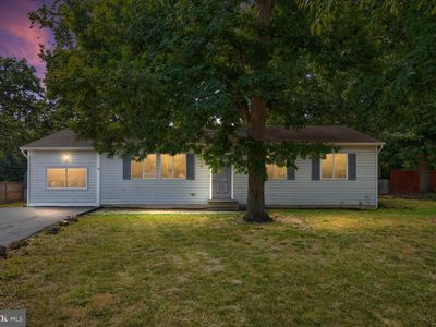 6 Breezy Hill Dr