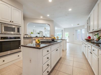 5706 Cielio Bay Ct