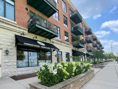160 S River St Unit 305