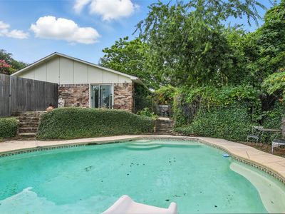 6318 Green Valley Dr