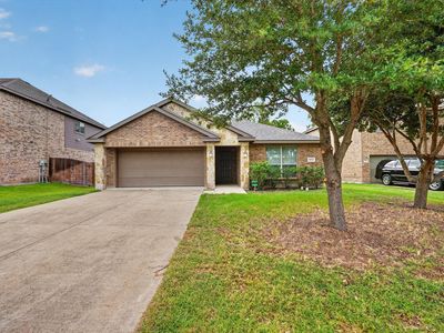 3015 Briarbrook Dr
