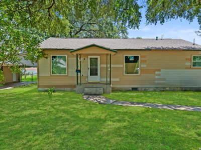 510 SUTTON DR