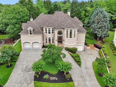 2503 Regency Lake Dr