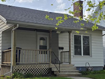 119 Dewey St