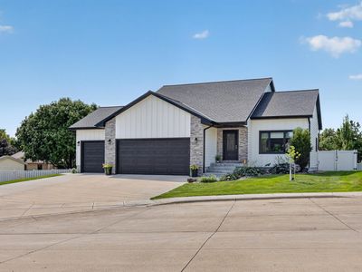 1512 Sherwood Cir