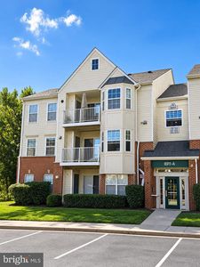 8911 Town Center Cir APT 201