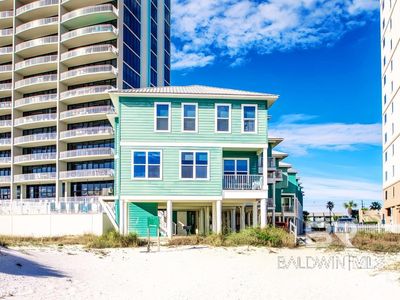 551 E Beach Blvd APT 1