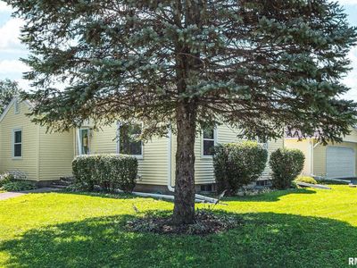 382 W Dayton St