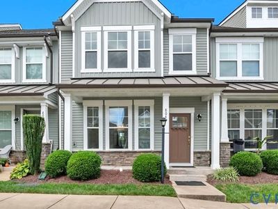 8049 Rutland Village Dr