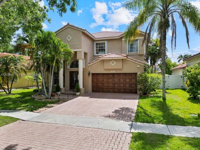 1021 NW 185th Ter