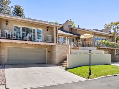 830 N Grandridge Ct
