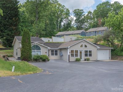 22 Park Terrace Dr