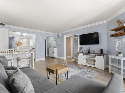 263 Dahlia Ave Unit 2