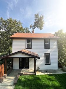 34 E Roseridge St