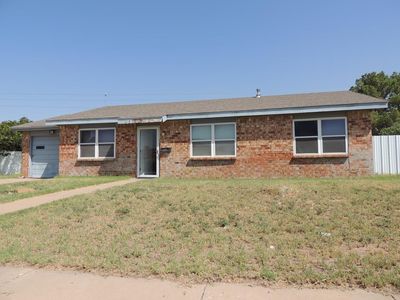 1608 W 20th St
