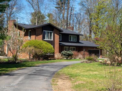 15 Roberts Lane