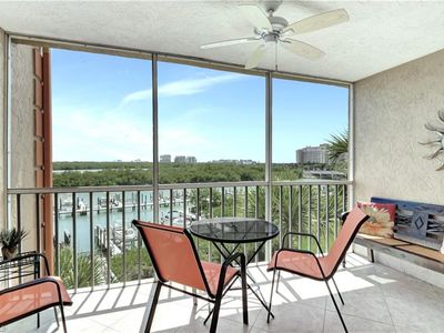 300 Horse Creek Dr APT 402