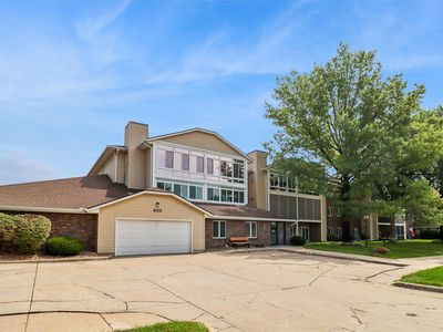 405 SE Delaware Ave Unit 205