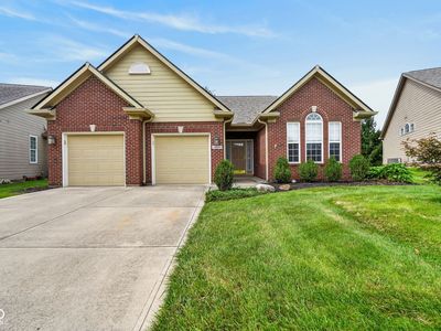 Property at 12559 Broadmoor Ct S, Fishers, IN