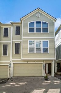 Property at 7416 Coronado Ave APT 18, Dallas, TX
