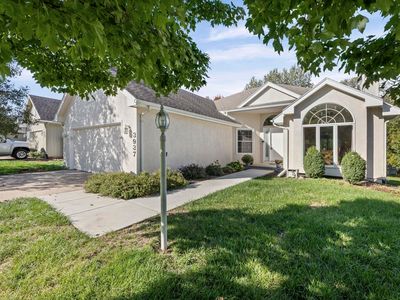 3937 SW Stonybrook Dr