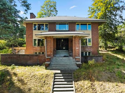540 E Rockwood Blvd