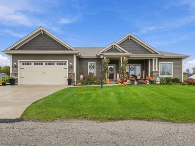 W208N16296 Renee WAY