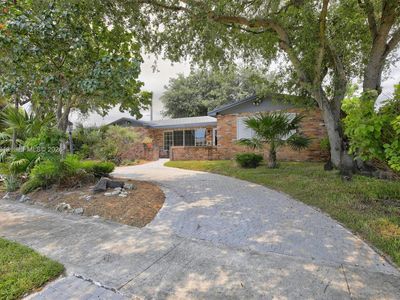 5511 Taylor St