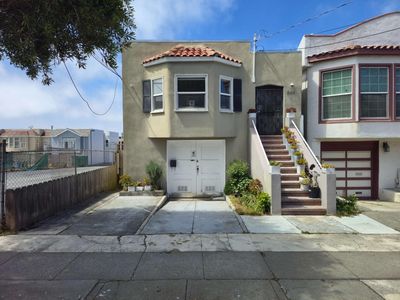 Property at 844 Brunswick St, San Francisco, CA