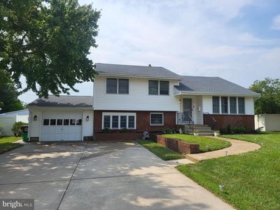 Property at 2 Cedar Cir, West Deptford, NJ