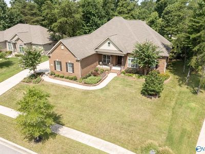 18 Natures Ridge Way SE