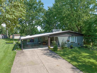 7717 Meadowview Dr