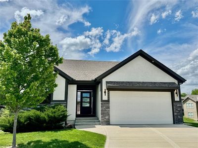 4910 NW Ridgewood Ct