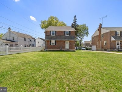 605 Circle Ter