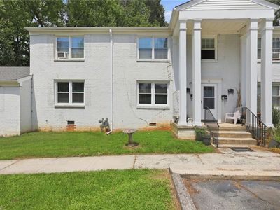 1400 Roslyn Dr Unit 15B