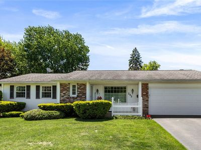 242 Yarkerdale Dr