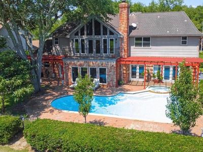 3014 La Quinta Dr