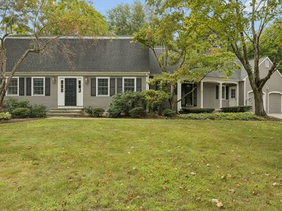 18 Lois Ln Unit 18