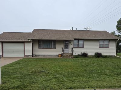 2225 N Nebraska Ave