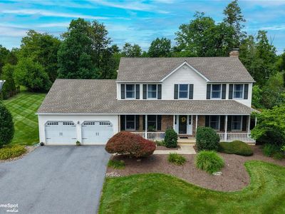 6994 Carriage Dr