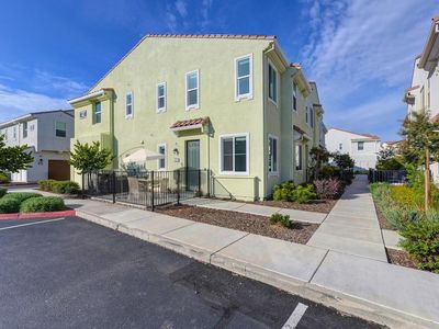 5301 E Commerce Way UNIT 42101