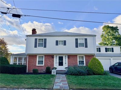 15 Elmsgate Way