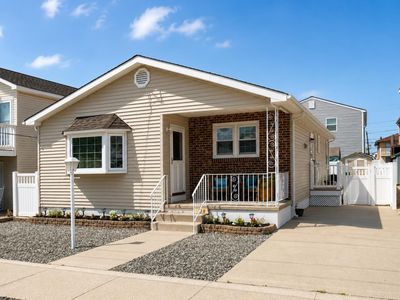 108 W Syracuse Ave