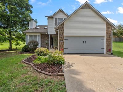 1009 Dearmore Ct