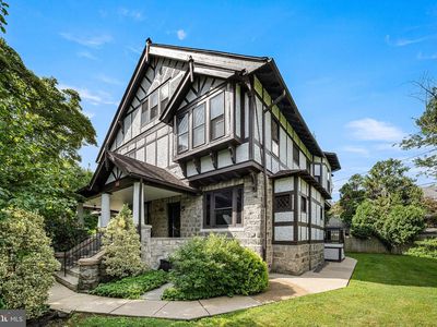 454 Forrest Ave