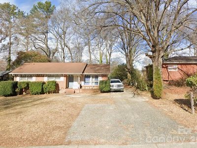 3819 Farmview Rd